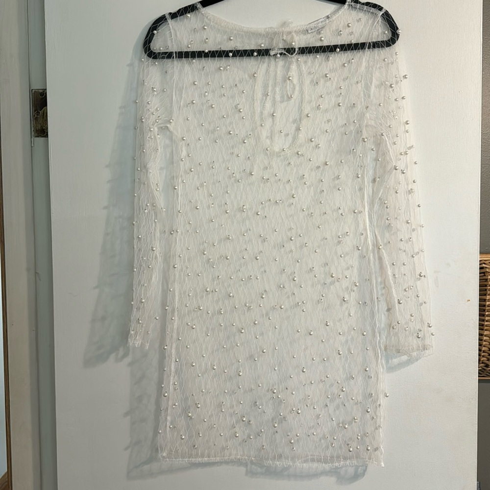 Brand new never worn Elize pearl swim cover up